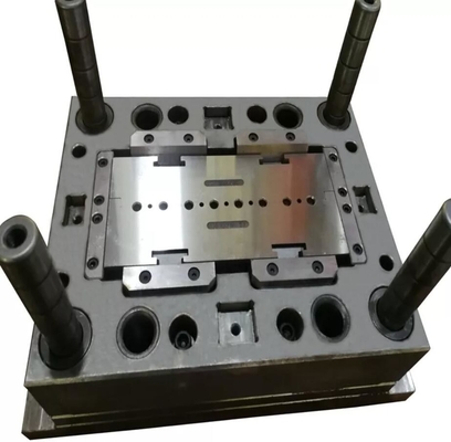Fabricante de moldes de injecção de plástico CNC