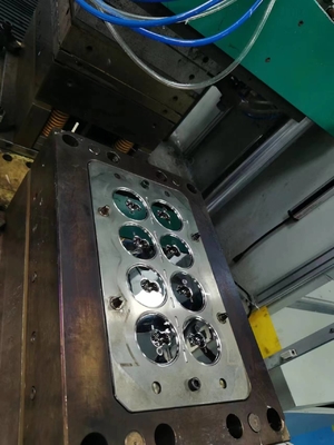 Moldagem por injeção de silicone líquido LSR plástico CNC EDM cavidade múltipla
